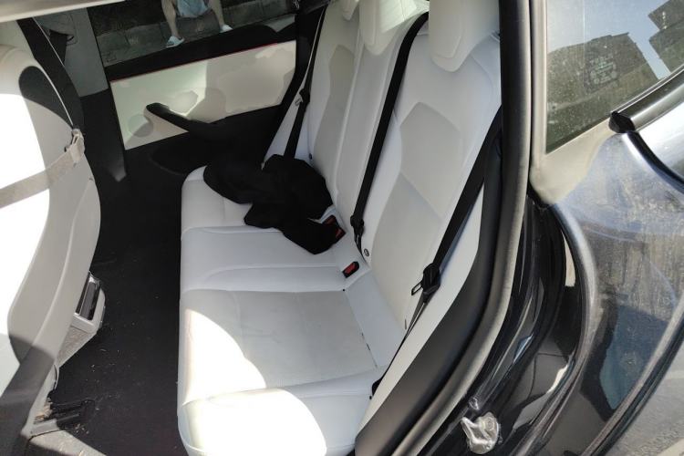 Used Tesla Model 3 2024 High-Performance All-Wheel-Drive Version Left Rear Seat