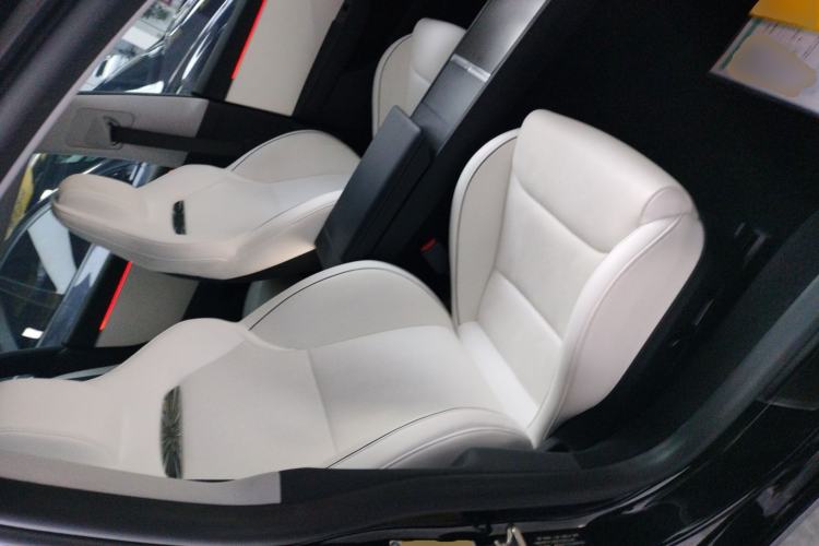 Used Tesla Model 3 2024 High-Performance All-Wheel-Drive Version Right Front Seat