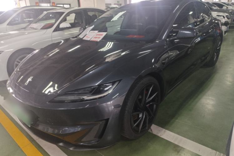 Tesla Model 3 2024 High-Performance All-Wheel-Drive Version