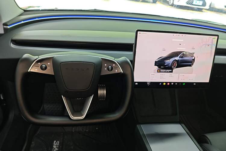 Used Tesla Model 3 2024 High-Performance All-Wheel-Drive Version Center Console