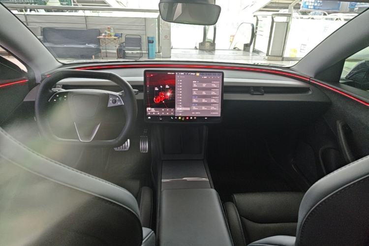 Used Tesla Model 3 2024 High-Performance All-Wheel-Drive Version Center Console