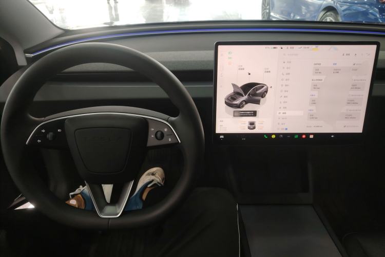 Used Tesla Model 3 2024 High-Performance All-Wheel-Drive Version Center Console
