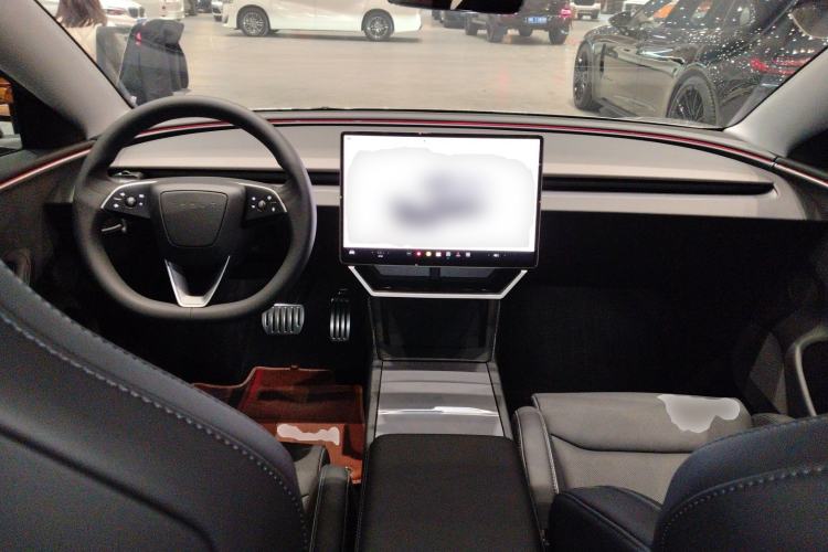 Used Tesla Model 3 2024 High-Performance All-Wheel-Drive Version Center Console
