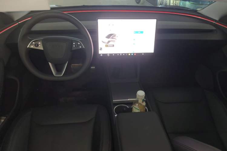 Used Tesla Model 3 2024 High-Performance All-Wheel-Drive Version Center Console