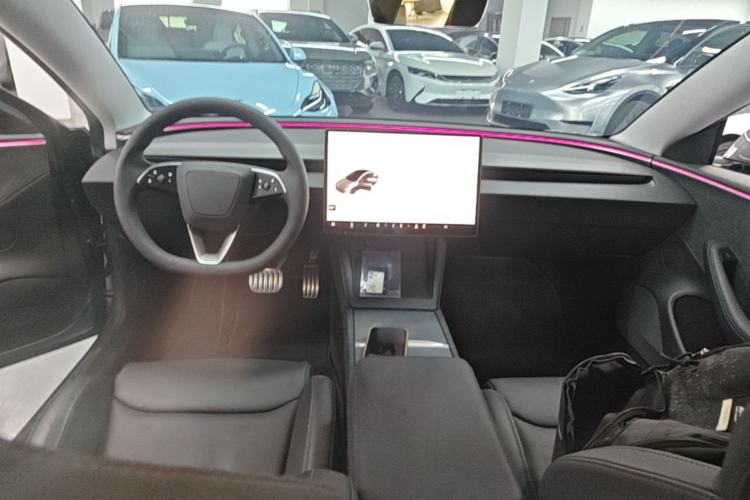 Used Tesla Model 3 2024 High-Performance All-Wheel-Drive Version Center Console