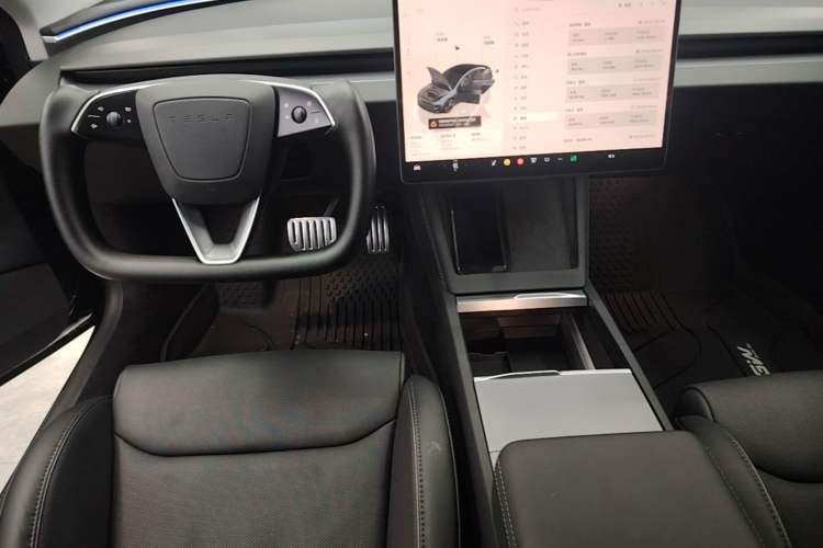 Used Tesla Model 3 2024 High-Performance All-Wheel-Drive Version Center Console