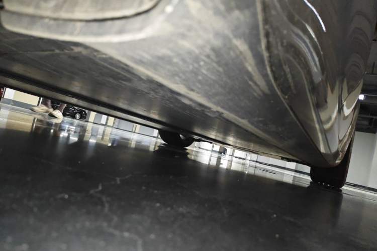 Used Tesla Model 3 2024 High-Performance All-Wheel-Drive Version Chassis Rear Right