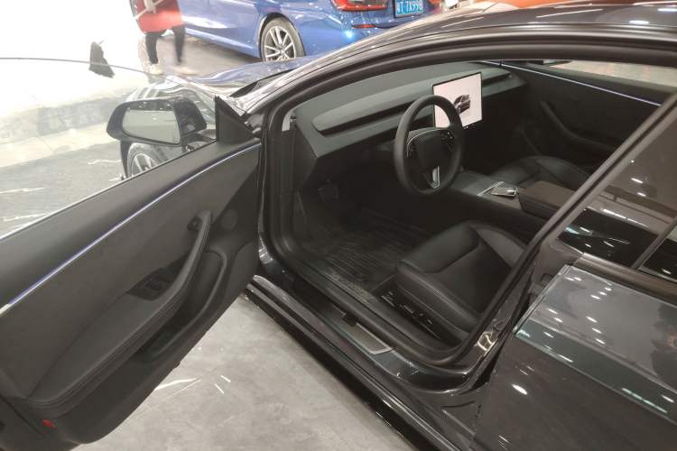 Used Tesla Model 3 2024 High-Performance All-Wheel-Drive Version Driver Seat