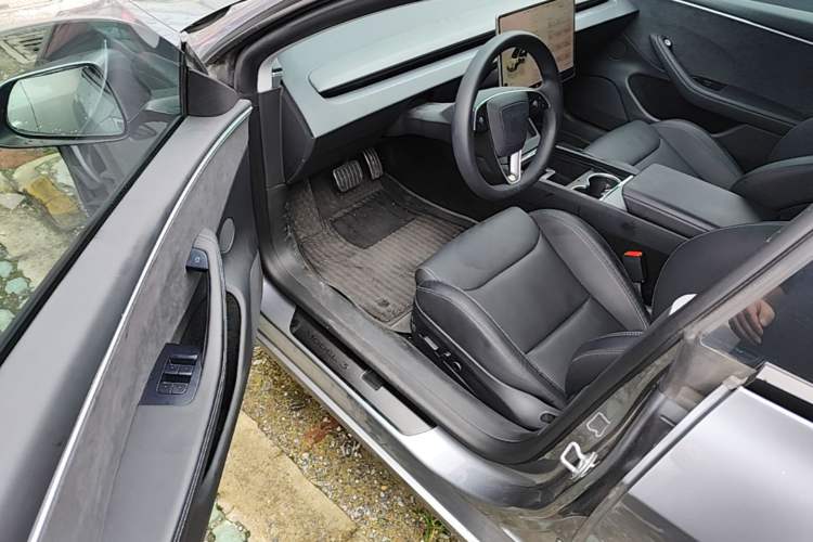 Used Tesla Model 3 2024 High-Performance All-Wheel-Drive Version Driver Seat