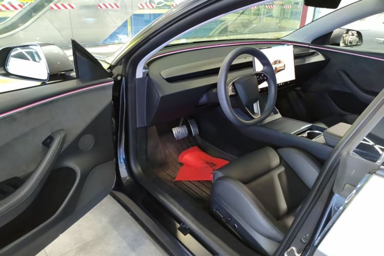 Used Tesla Model 3 2024 High-Performance All-Wheel-Drive Version Driver Seat