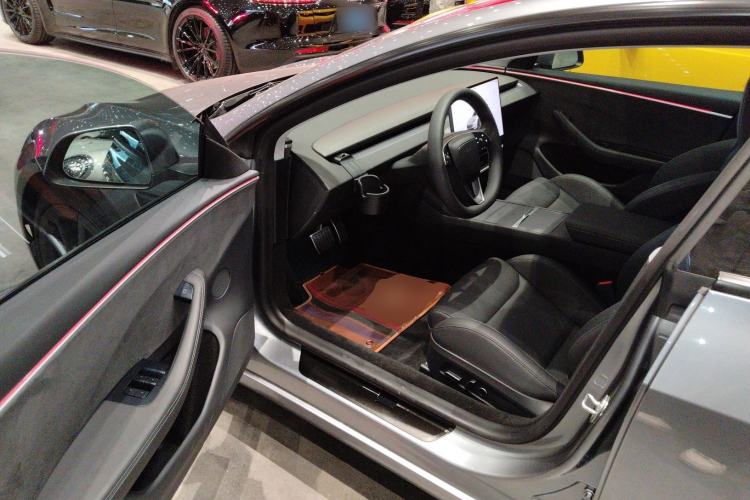 Used Tesla Model 3 2024 High-Performance All-Wheel-Drive Version Driver Seat