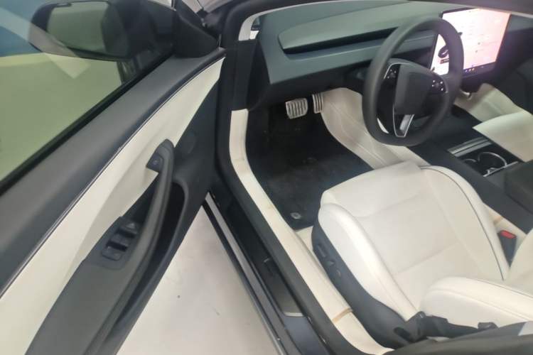 Used Tesla Model 3 2024 High-Performance All-Wheel-Drive Version Driver Seat