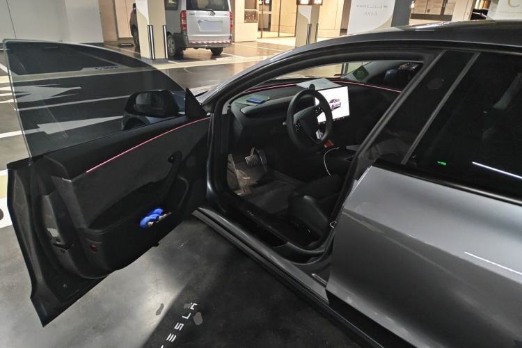 Used Tesla Model 3 2024 High-Performance All-Wheel-Drive Version Driver Seat