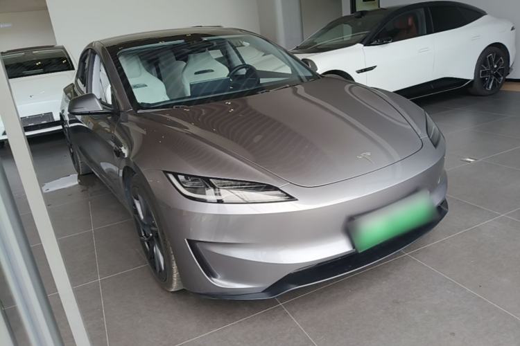 Used Tesla Model 3 2024 High-Performance All-Wheel-Drive Version Exterior 1