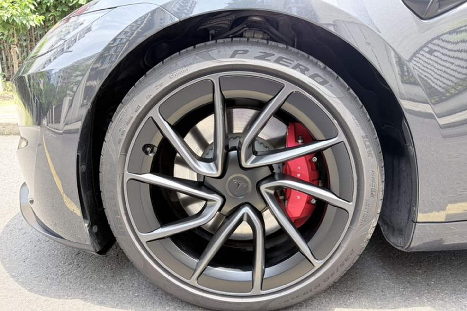 Used Tesla Model 3 2024 High-Performance All-Wheel-Drive Version Exterior 9