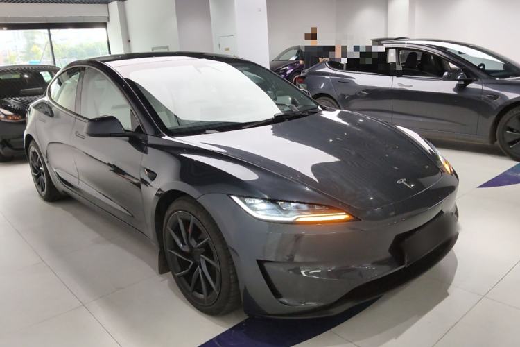 Used Tesla Model 3 2024 High-Performance All-Wheel-Drive Version Front Right 45 Deg