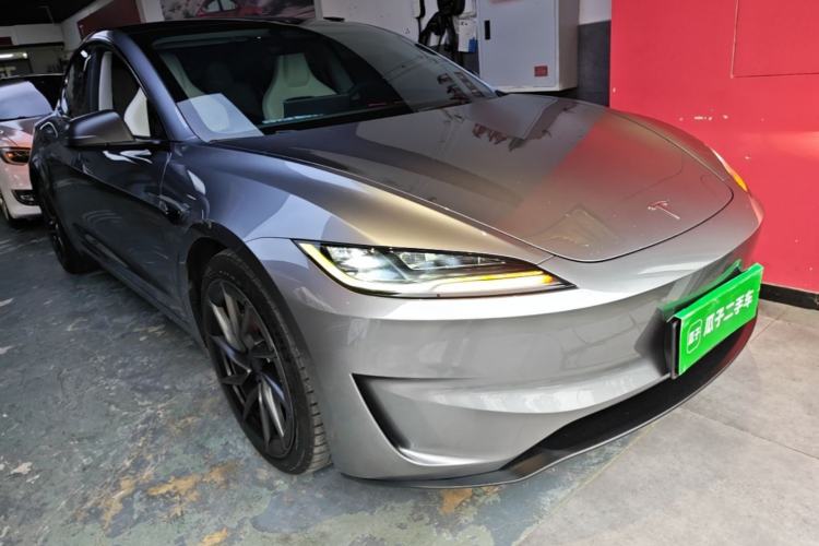 Used Tesla Model 3 2024 High-Performance All-Wheel-Drive Version Front Right 45 Deg