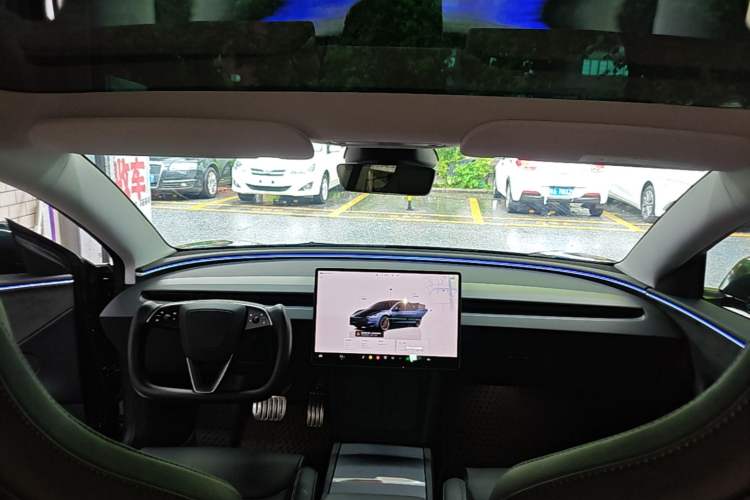 Used Tesla Model 3 2024 High-Performance All-Wheel-Drive Version Headliner