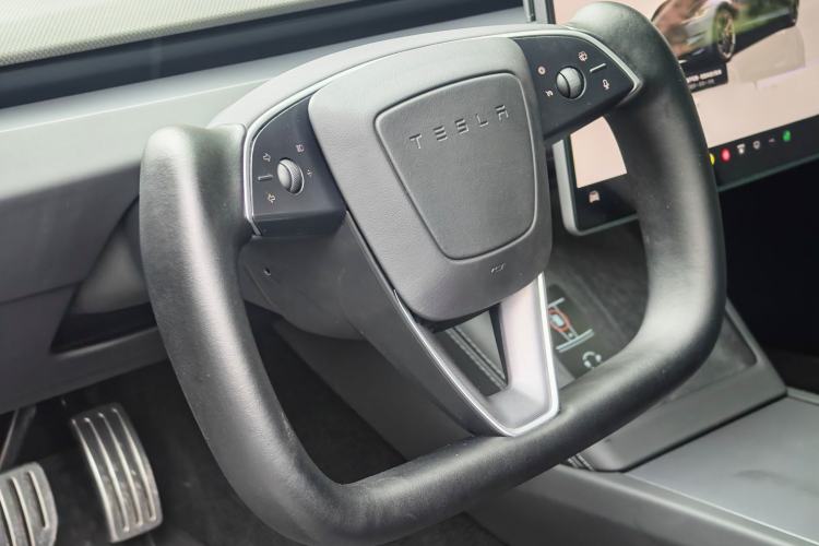 Used Tesla Model 3 2024 High-Performance All-Wheel-Drive Version Interior 4