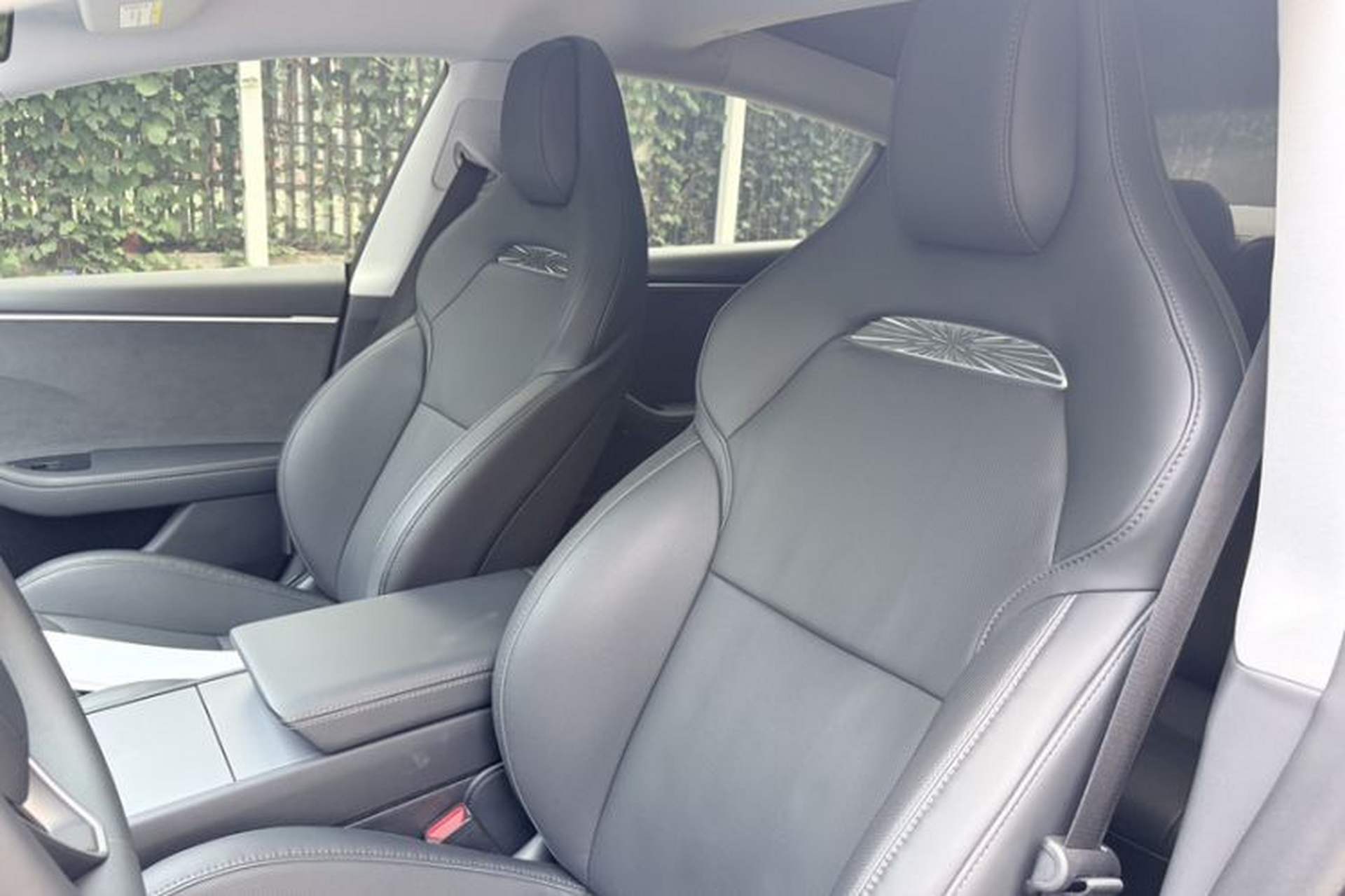 Used Tesla Model 3 2024 High-Performance All-Wheel-Drive Version Interior 8