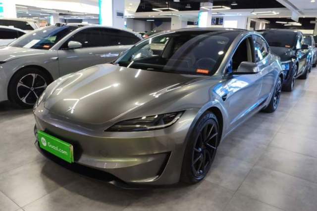 Used Tesla Model 3 2024 High-Performance All-Wheel-Drive Version