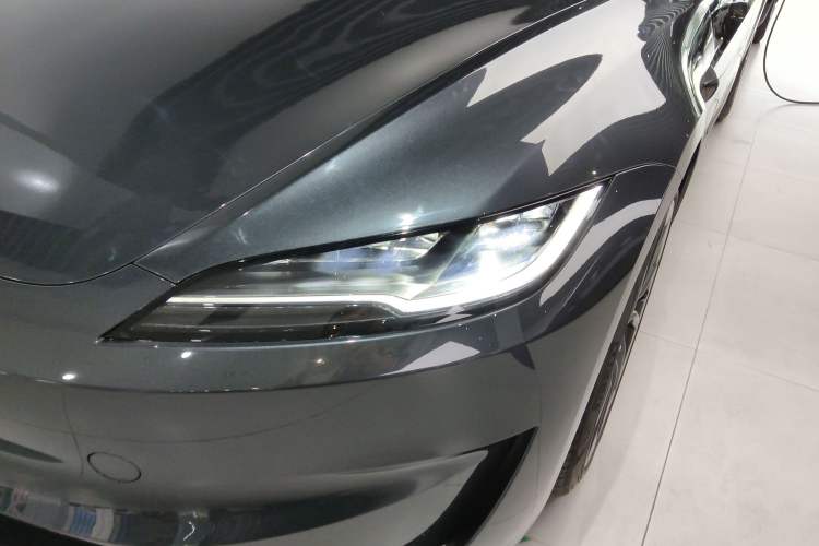 Used Tesla Model 3 2024 High-Performance All-Wheel-Drive Version Left Front Headlight
