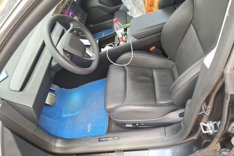 Used Tesla Model 3 2024 High-Performance All-Wheel-Drive Version Left Front Seat