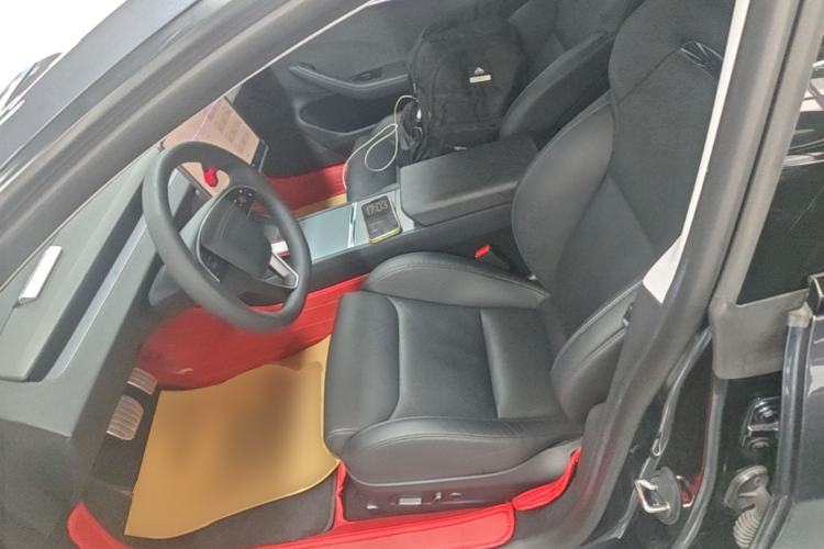 Used Tesla Model 3 2024 High-Performance All-Wheel-Drive Version Left Front Seat