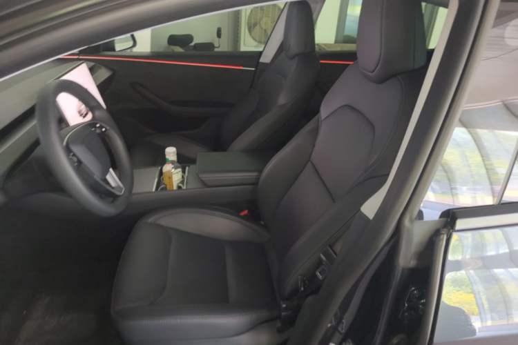 Used Tesla Model 3 2024 High-Performance All-Wheel-Drive Version Left Front Seat