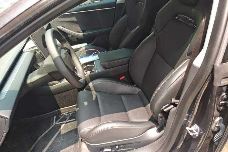 Used Tesla Model 3 2024 High-Performance All-Wheel-Drive Version Left Front Seat