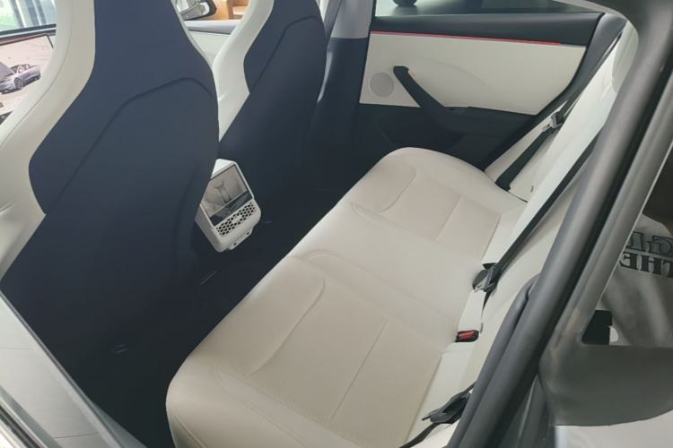 Used Tesla Model 3 2024 High-Performance All-Wheel-Drive Version Left Rear Seat