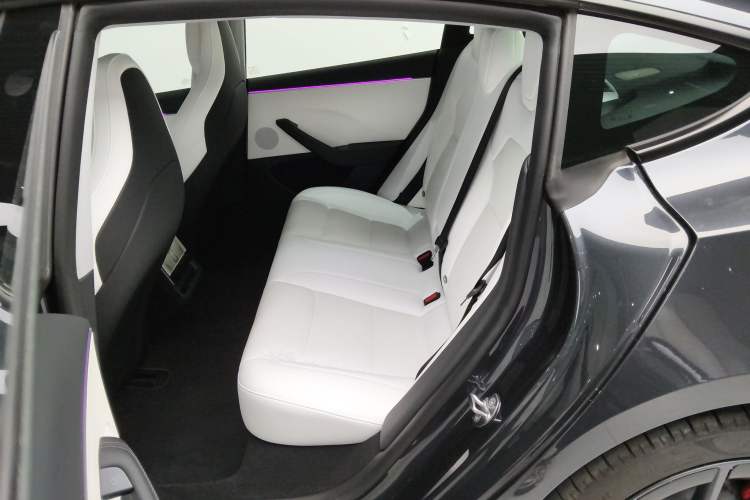 Used Tesla Model 3 2024 High-Performance All-Wheel-Drive Version Left Rear Seat