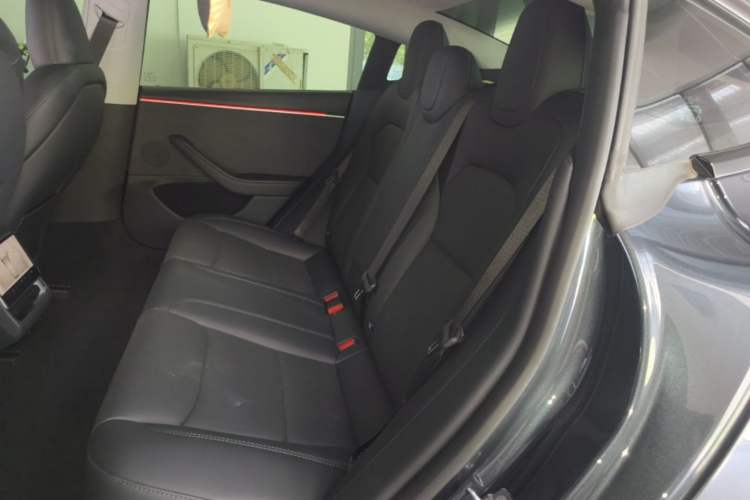 Used Tesla Model 3 2024 High-Performance All-Wheel-Drive Version Left Rear Seat