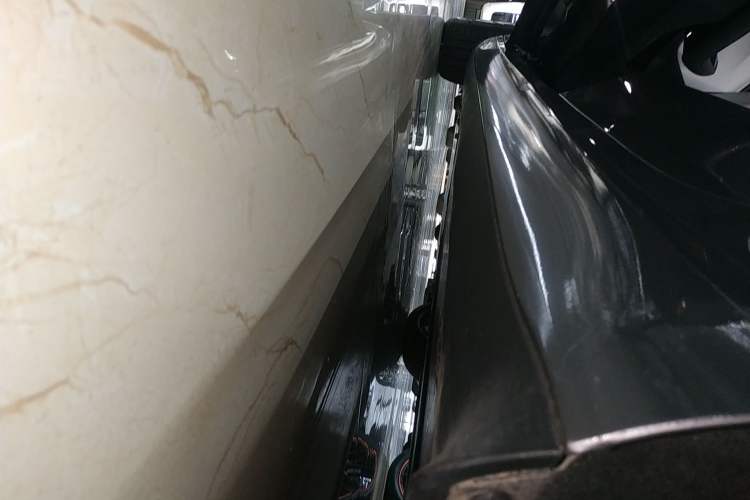 Used Tesla Model 3 2024 High-Performance All-Wheel-Drive Version Left Side Sill