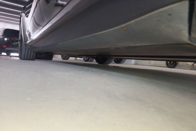 Used Tesla Model 3 2024 High-Performance All-Wheel-Drive Version Left Side Sill