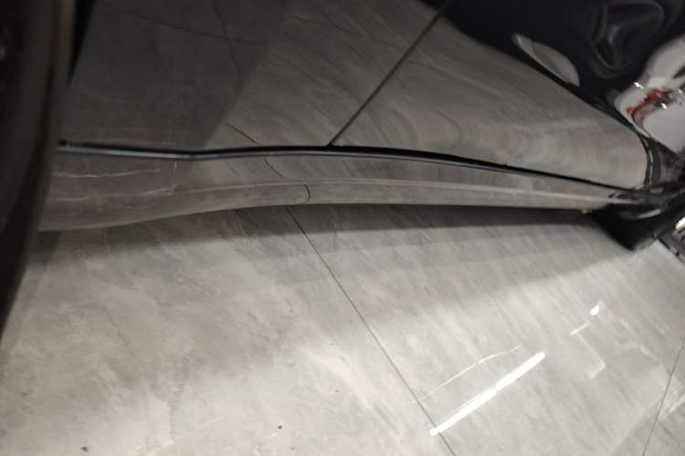 Used Tesla Model 3 2024 High-Performance All-Wheel-Drive Version Left Side Sill