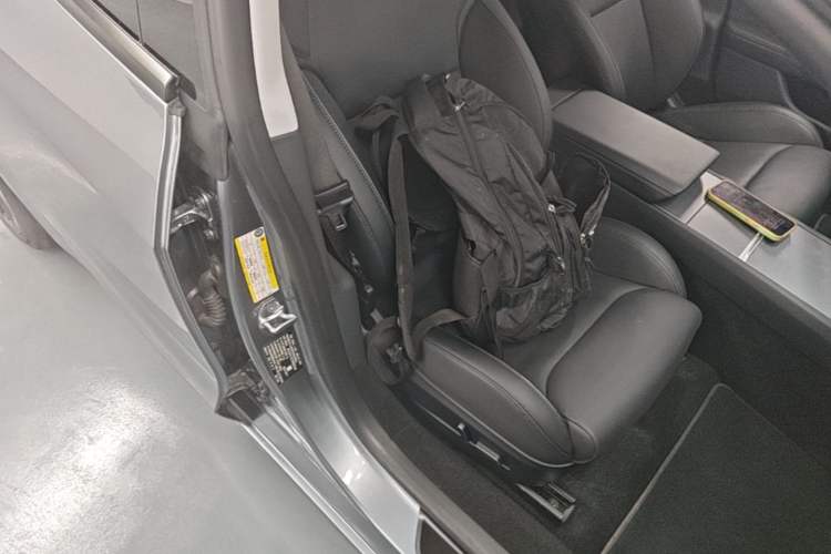 Used Tesla Model 3 2024 High-Performance All-Wheel-Drive Version Right Front Seat