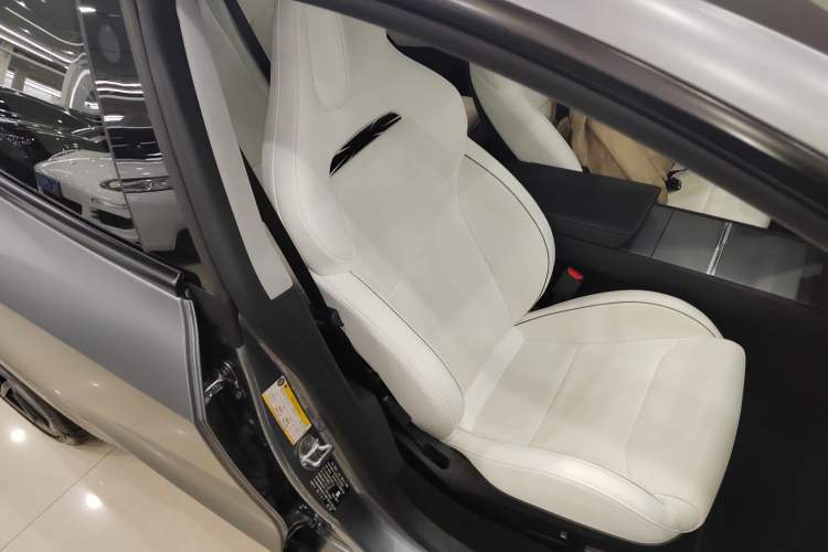Used Tesla Model 3 2024 High-Performance All-Wheel-Drive Version Right Front Seat