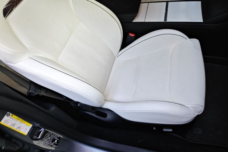 Used Tesla Model 3 2024 High-Performance All-Wheel-Drive Version Right Front Seat