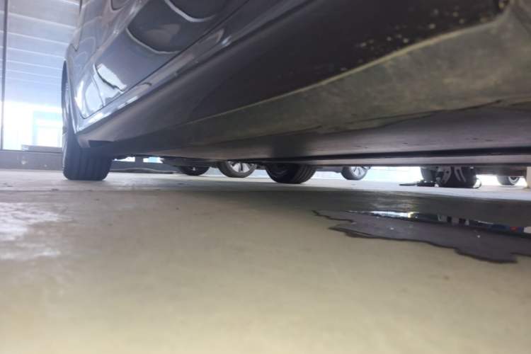 Used Tesla Model 3 2024 High-Performance All-Wheel-Drive Version Right Side Sill