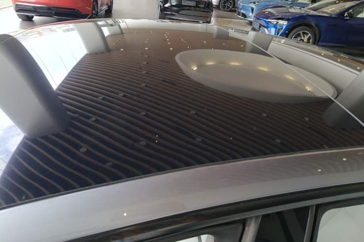 Used Tesla Model 3 2024 High-Performance All-Wheel-Drive Version Roof