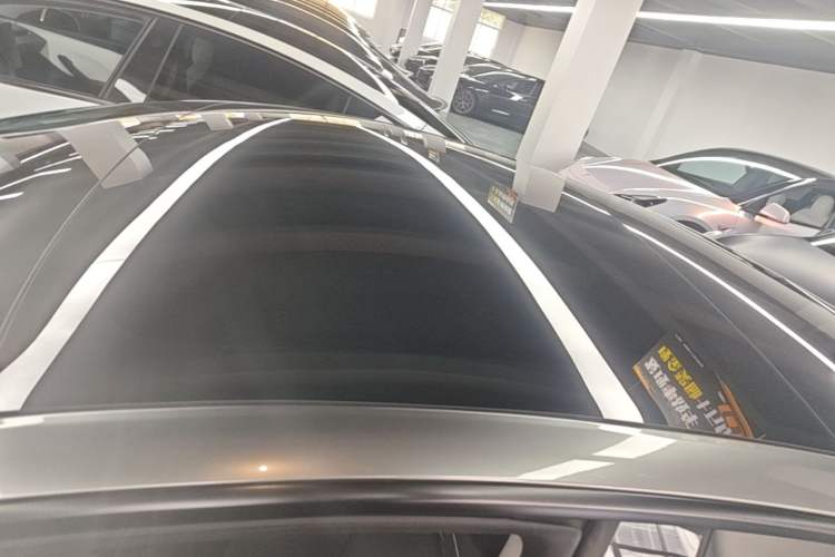 Used Tesla Model 3 2024 High-Performance All-Wheel-Drive Version Roof