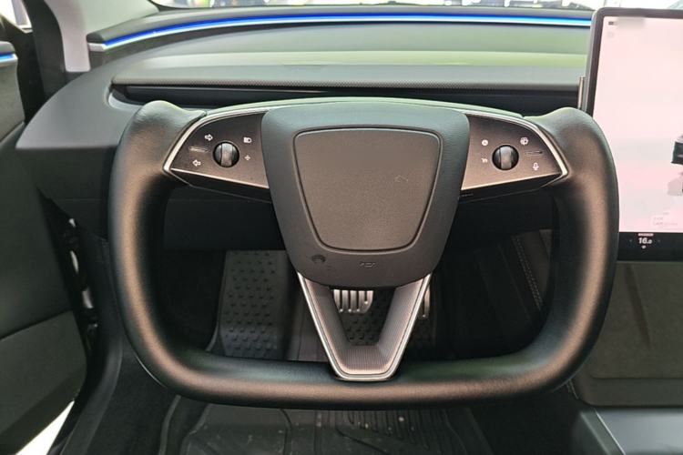 Used Tesla Model 3 2024 High-Performance All-Wheel-Drive Version Steering Wheel