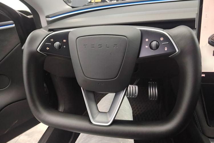Used Tesla Model 3 2024 High-Performance All-Wheel-Drive Version Steering Wheel