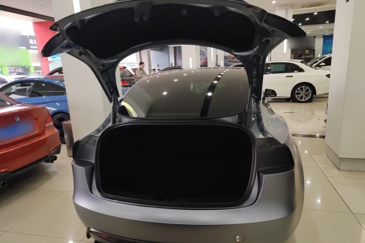 Used Tesla Model 3 2024 High-Performance All-Wheel-Drive Version Trunk