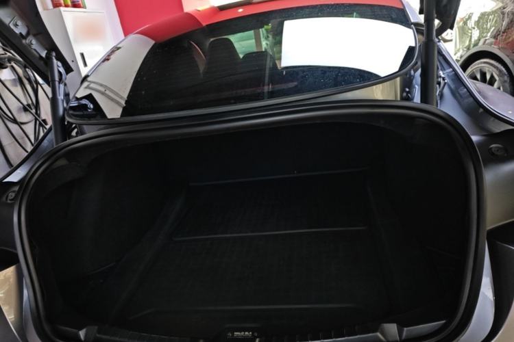 Used Tesla Model 3 2024 High-Performance All-Wheel-Drive Version Trunk