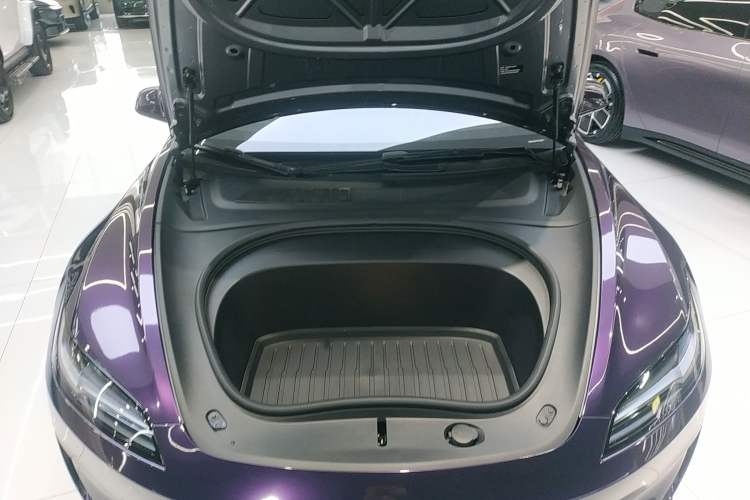Used Tesla Model 3 2024 High-Performance All-Wheel-Drive Version Engine Bay
