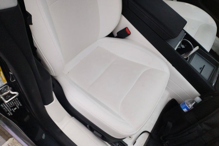 Used Tesla Model 3 2024 High-Performance All-Wheel-Drive Version Right Front Seat