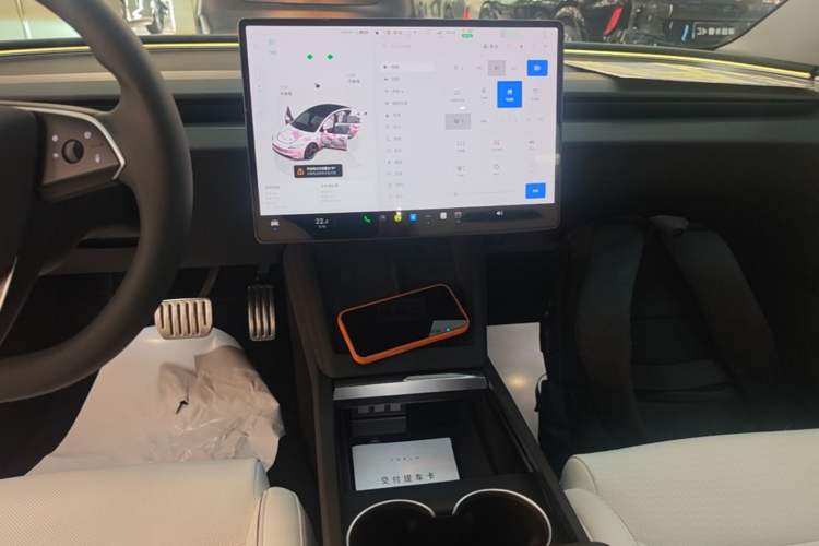 Used Tesla Model 3 2024 High-Performance All-Wheel-Drive Version Audio And AC Panel
