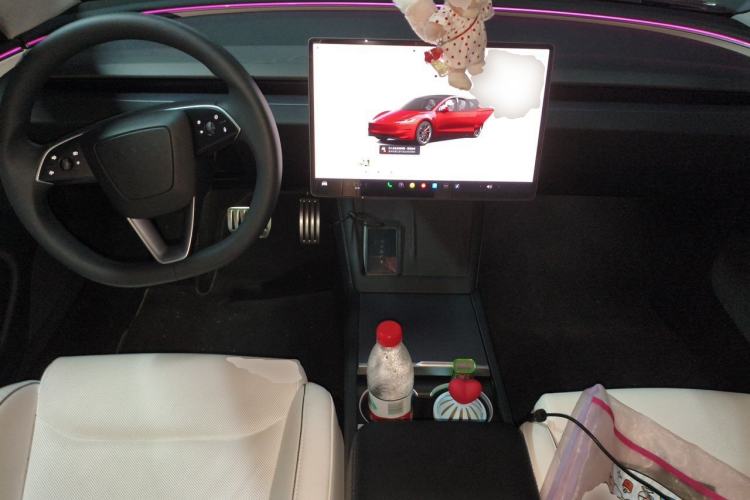 Used Tesla Model 3 2024 High-Performance All-Wheel-Drive Version Center Console